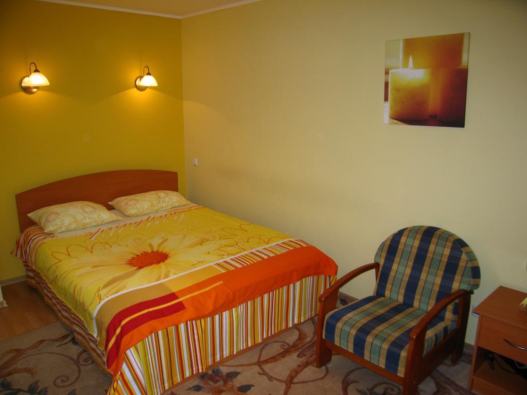 Hotel Service Predslava On Antonovicha Street キエフ 部屋 写真