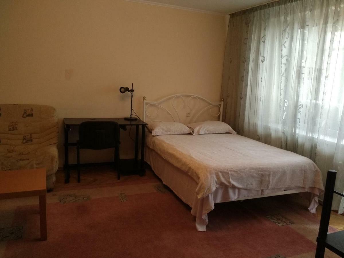 Hotel Service Predslava On Antonovicha Street キエフ エクステリア 写真